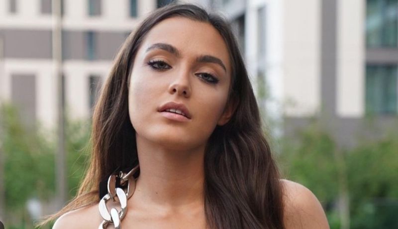 El o face pe Alexia Eram fericită acum! Cine este tânărul chipeș cu care se afișează fiica Andreei Esca