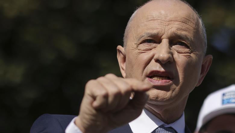 Fosta purtătoare de cuvânt a lui Tăriceanu spune că atitudinea lui Geoană față de jurnaliștii care îl acuză seamănă cu cea a FSN