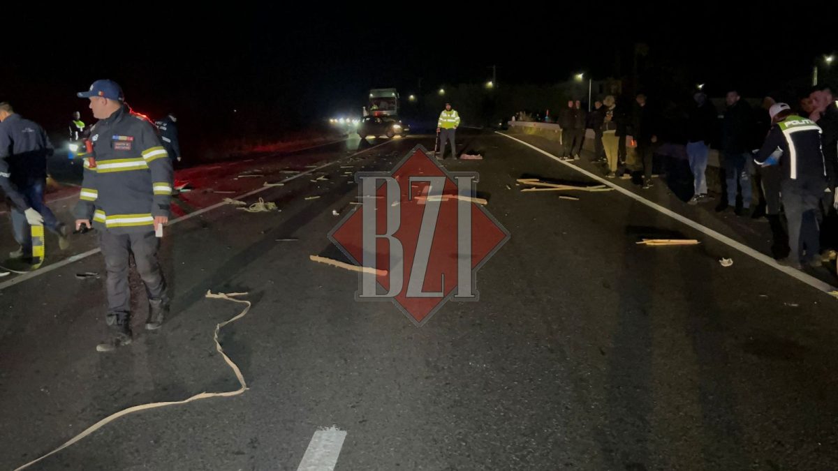 Accident grav pe centura Iașului. O persoană este inconștientă după ce un autoturism a izbit din plin o căruță – EXCLUSIV, UPDATE