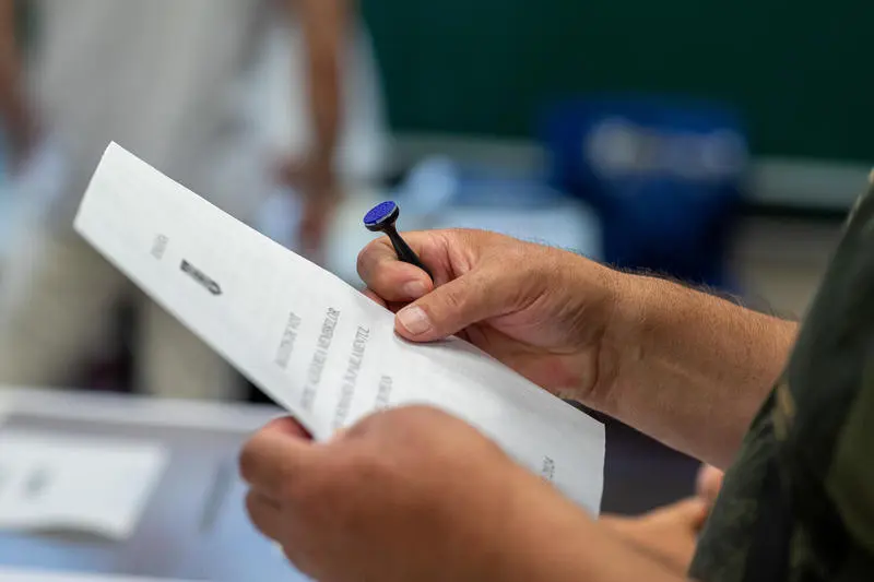 Când se încheie înregistrarea candidaturilor pentru alegerile prezidenţiale. Zece candidaţi s-au înscris până acum