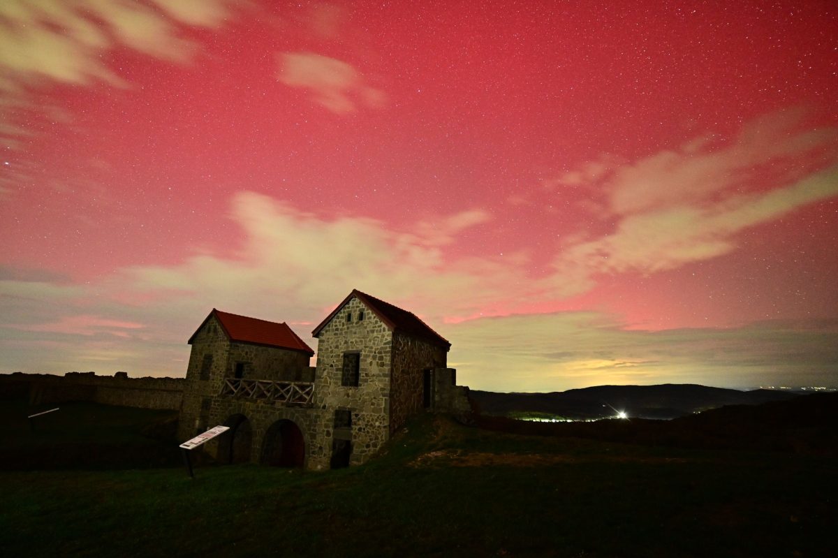 Aurora Boreală s-a văzut în toată țara. Imagini spectaculoase cu fenomenul