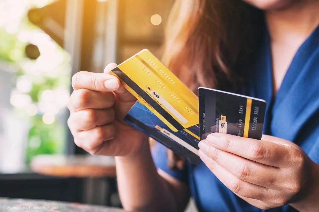 Din noiembrie 2024, băncile vor bloca plățile celor care au bani pe card! Iată care este motivul