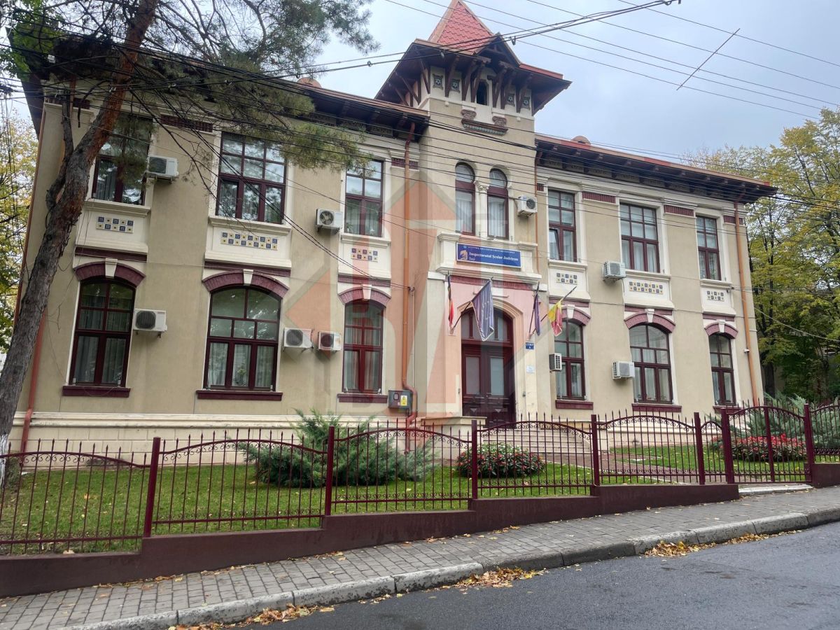 Activitate de job-shadowing derulată de cinci inspectori școlari din cadrul Inspectoratului Școlar Județean Iași la Académie de Rennes, regiunea Bretagne, Franța