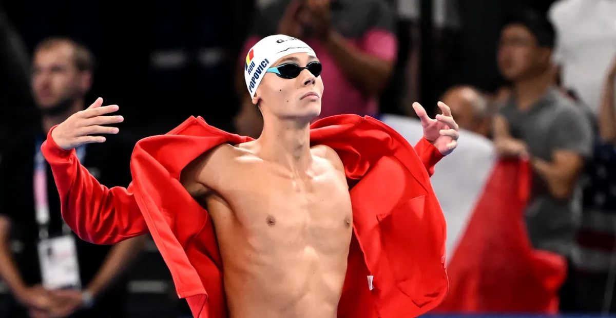 David Popovici a renunțat la Facultatea de Psihologie. Ce domeniu a ales să studieze campionul olimpic