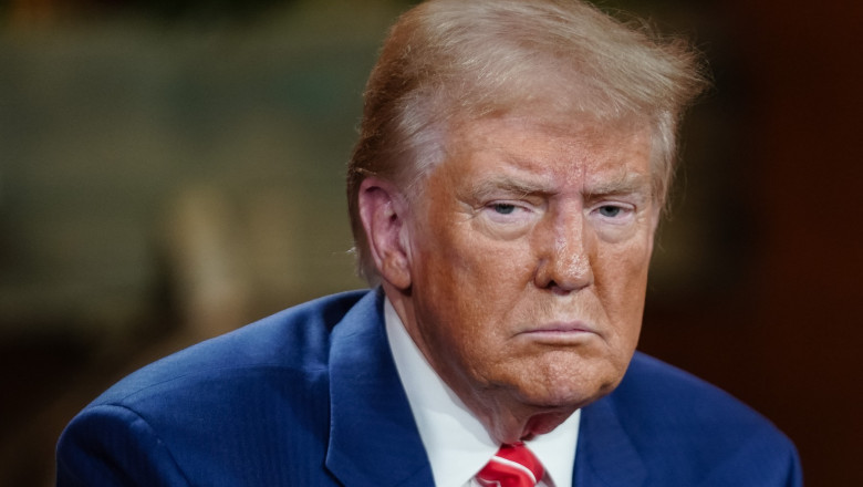 Telefonul lui Donald Trump a fost atacat cibernetic. Cine se află în spatele acestei operațiuni