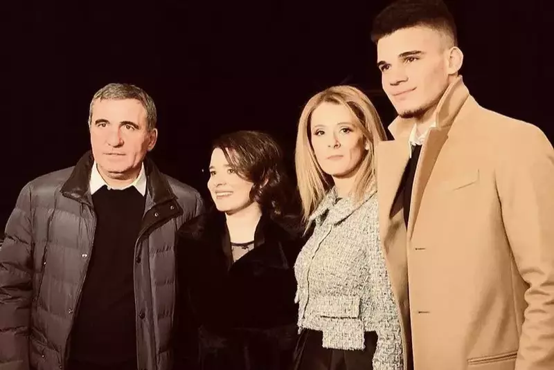 Soția și nora lui Gică Hagi, un exemplu de eleganță. Cum și-au făcut prezența la un eveniment monden
