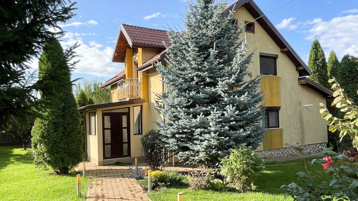 Ce avere are Vasile Tiron, mâna dreaptă a primarului Mihai Chirica! Directorul din Primăria Iași încasează și pensie, și salariu: „Am putere financiară”