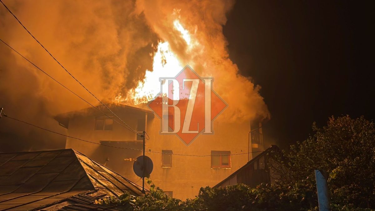 Incendiu puternic în județul Iași! Flăcările au cuprins o casă – EXCLUSIV, UPDATE/LIVE VIDEO