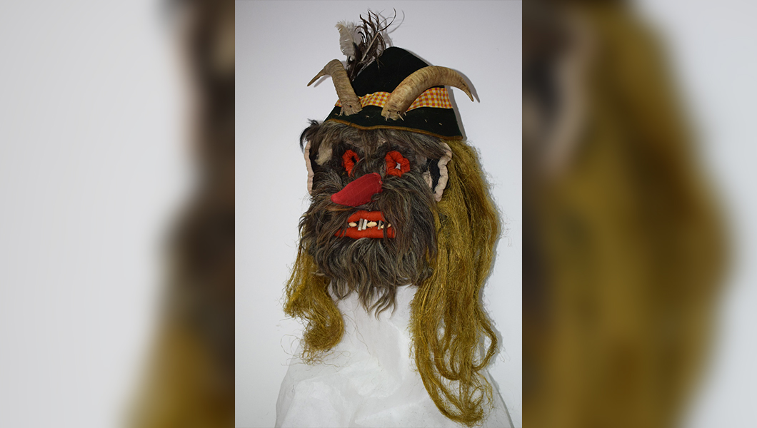 Vampirii și vârcolacii din arta românească, într-o nouă expoziție la Art Safari, în perioada 31 octombrie-17 noiembrie 2024