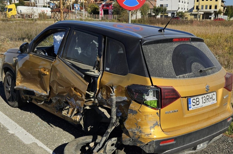 Polițiștii sunt acuzați că au folosit șoferii pe pot de „scuturi umane” în urma accidentului produs de un elvețian drogat. „Cum poţi muri oricând, pe şoselele din România”