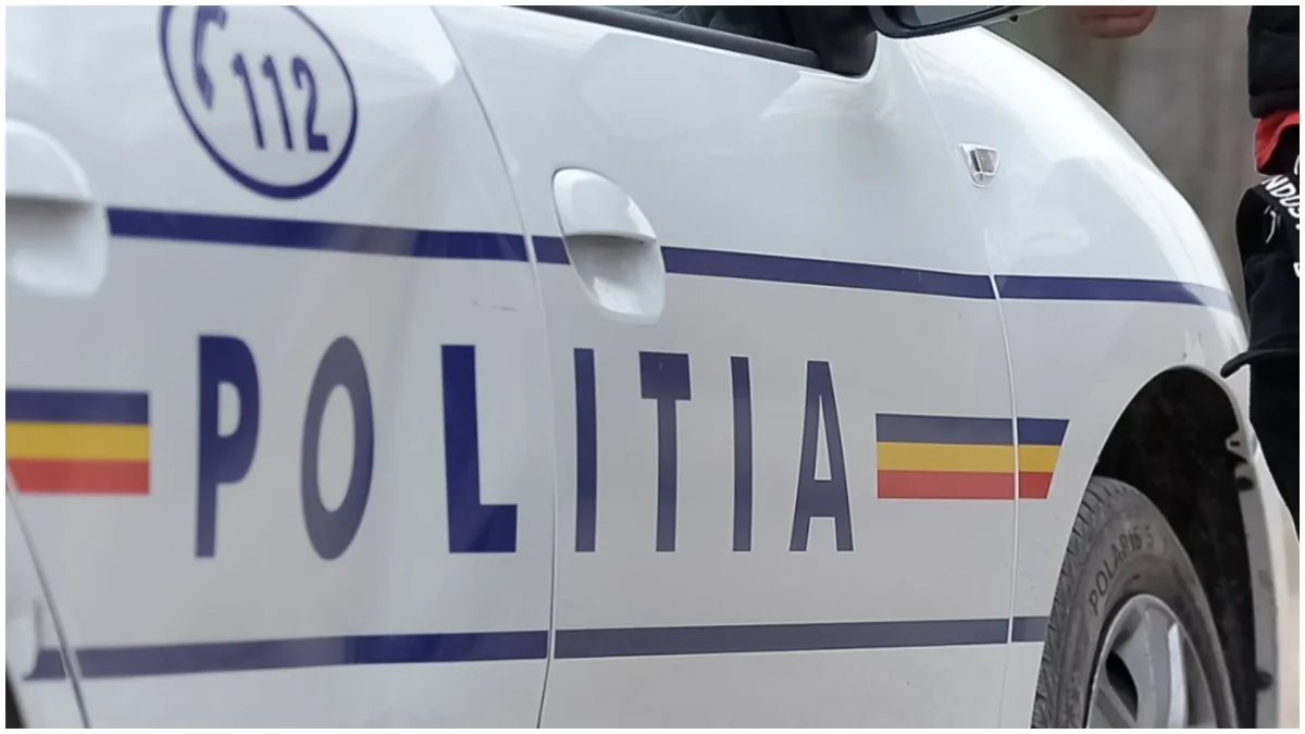 Un bărbat s-a urcat la volan băut, fără permis, a condus cu 169 km/h, a fugit de Poliţie şi a abandonat maşina