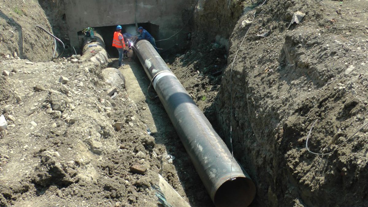 Un cartier din Iași și câteva străzi vor rămâne fără apă din cauza unei avarii. Iată în cât timp se vor face reparații