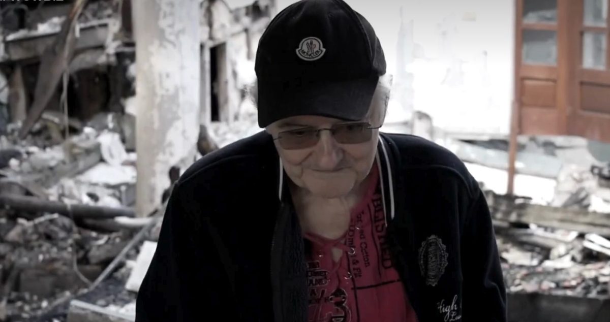 Irinel Columbeanu, în vizită la vila arsă de la Izvorani. Imagini deprimante cu ruinele