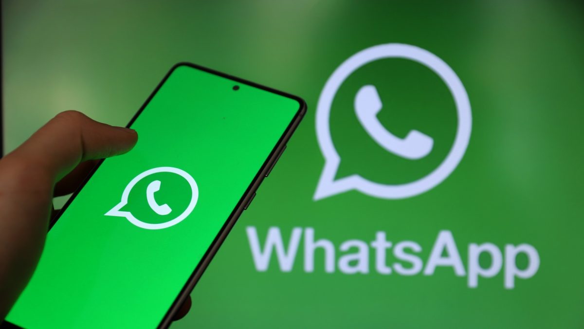 Trucul prin care poți descoperi unde se află persoana cu care vorbești pe WhatsApp