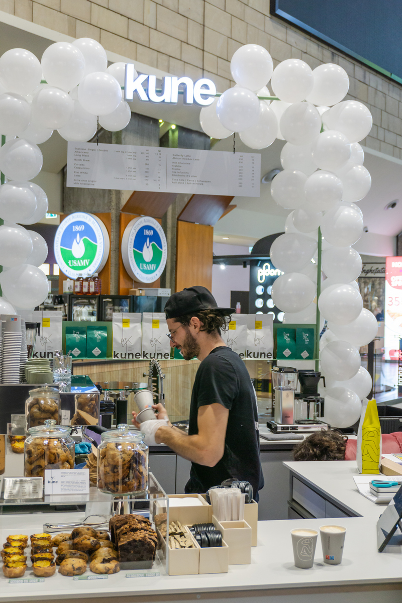 KUNE Coffee, un nou Coffee Bar, s-a inaugurat în Iulius Mall Cluj