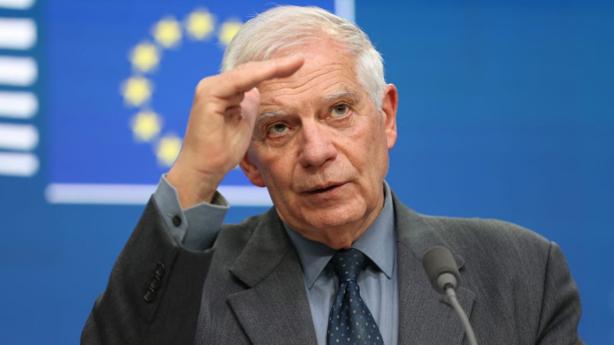 Josep Borrell spune că Europa trebuie să-și garanteze singură securitatea. „Când vezi urechile lupului, sau labele ursului, abia atunci reacţionezi”
