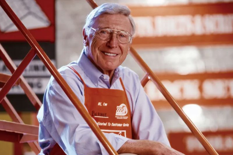 A murit marele miliardar „Bernie” Marcus! Cofondatorul Home Depot era foarte apreciat de angajați