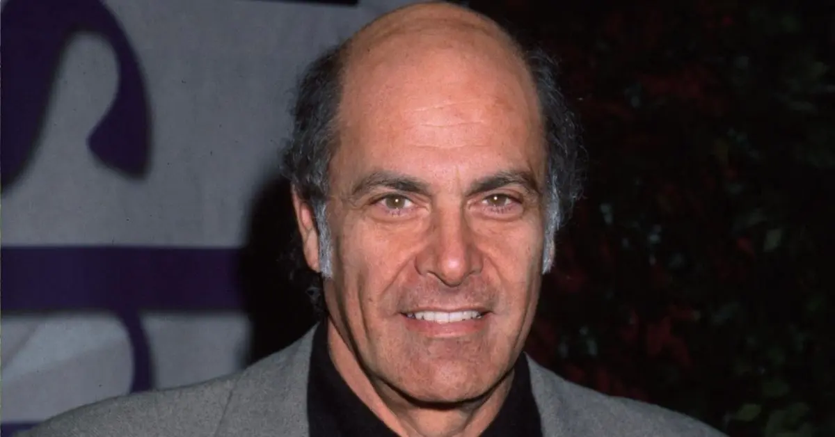 Celebrul actor Alan Rachins, cunoscut din serialele „LA Law” și „Dharma & Greg”, a murit