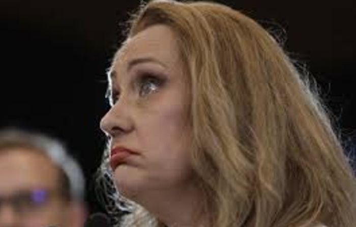Elena Lasconi este disperată să nu se anuleze primul tur: Este conștientă că nu ar mai ar ajunge în turul al doilea și cheamă lumea la proteste!