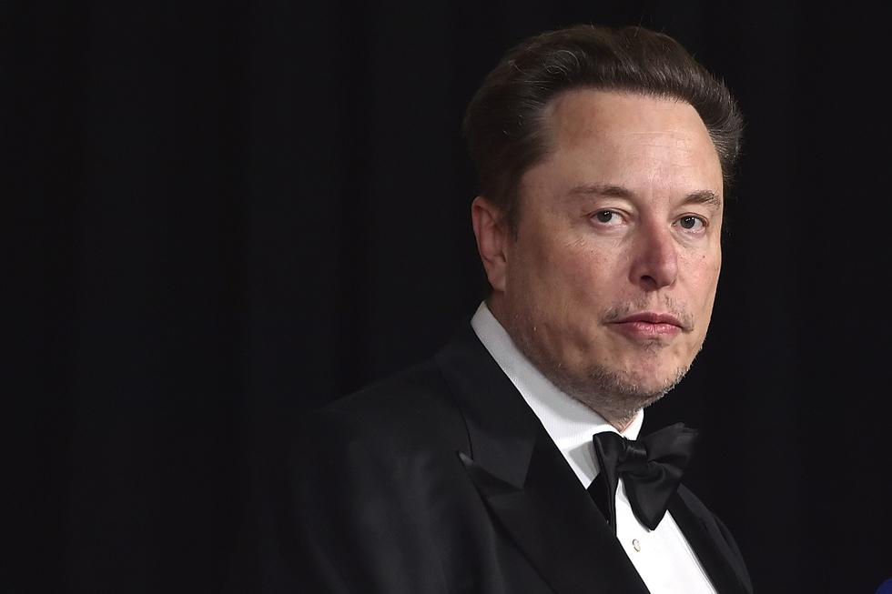 Oamenii din echipa lui Trump sunt nervoși din cauza lui Elon Musk. „Se poartă de parcă ar fi copreședinte”