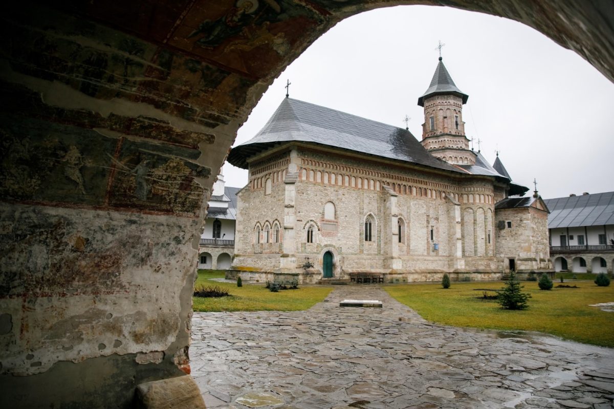 Evenimente care vor avea loc în Arhiepiscopia Iaşilor, în perioada 10–16 noiembrie 2024