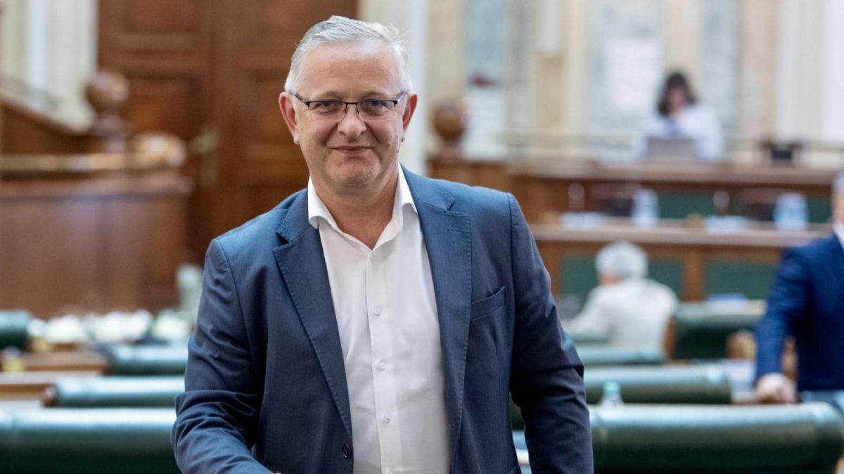 Șeful Comisiei de control al SRI: „Sunt acuzații și dovezi clare că George Simion a avut întâlniri cu ofițeri ai GRU”