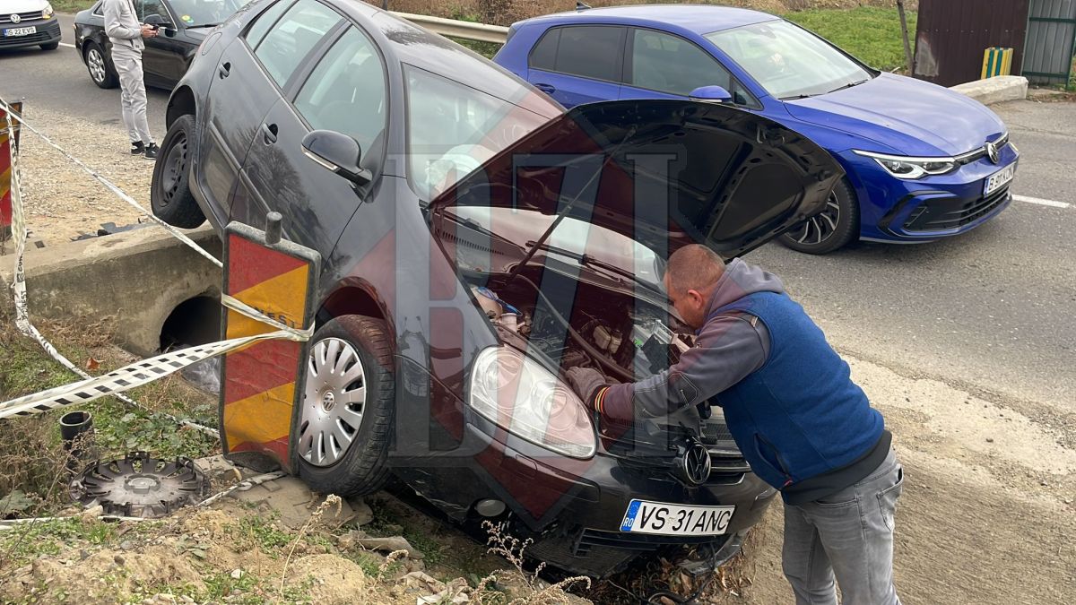 Accident rutier în localitatea Dumbrava din județul Iași. O masina a ieșit de pe carosabil