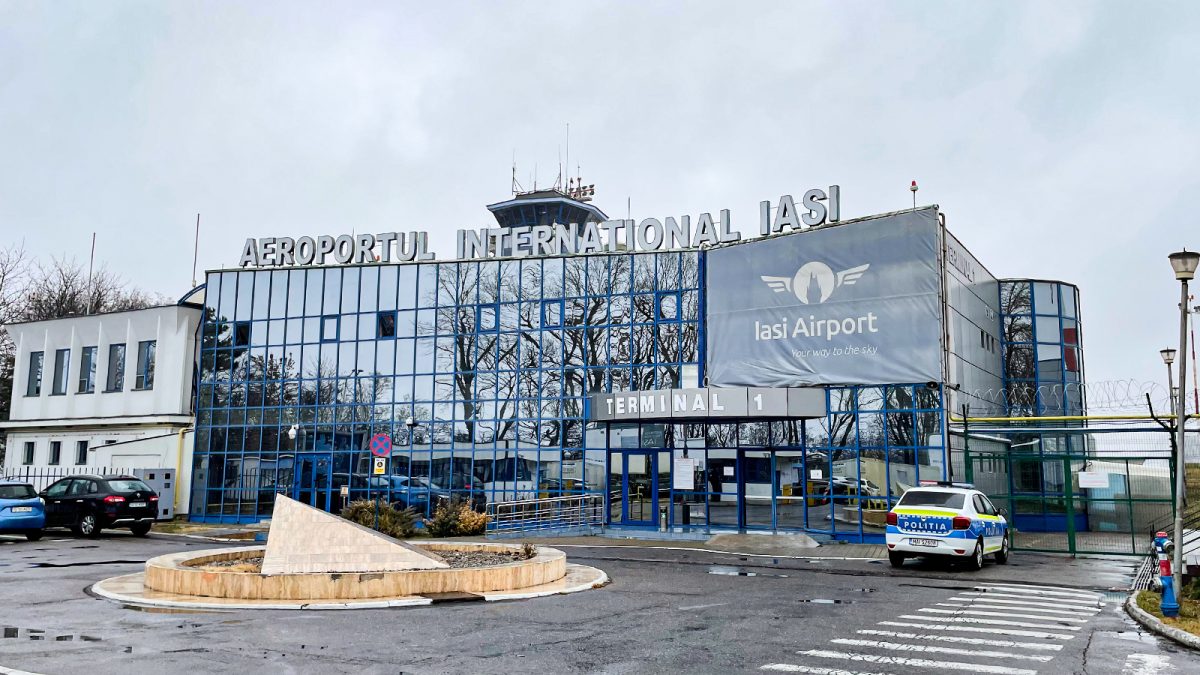 Serviciile de întreținere ale instalației de climatizare de la Aeroportul Internațional din Iași costă peste 760.000 de lei. Conducerea aerogării caută firme pentru mentenanță