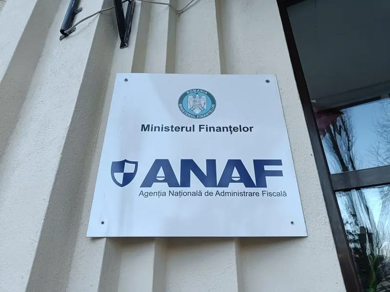 ANAF vrea șase ani de închisoare pentru cei care ignoră invitațiile agenților. Ar trebui schimbat un singur cuvânt în lege