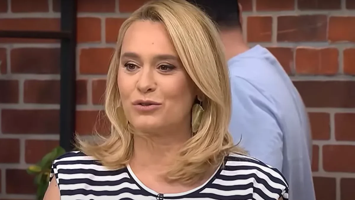 Andreea Esca, schimbare surprinzătoare de look. Și-a lăsat breton, iar reacțiile internauților nu au întârziat să apară