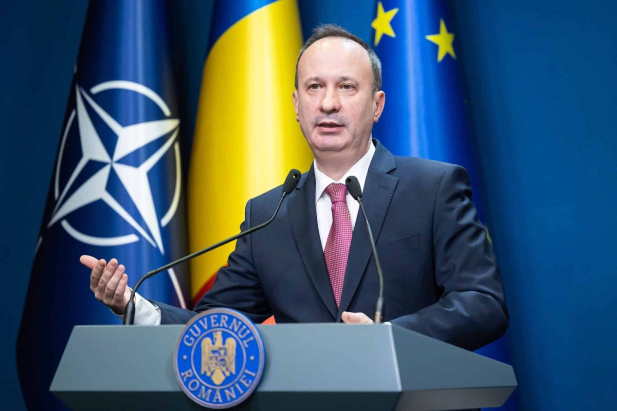 Avertismentul lui Adrian Câciu: „Îngheață pensiile pentru următorii 4 ani!”