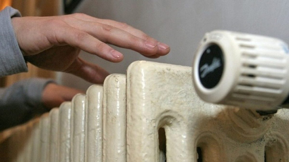 Din seria „România Educată”: Elevii din peste 20 de școli învață în frig de două săptămâni. Răspunsul autorităților este revoltător