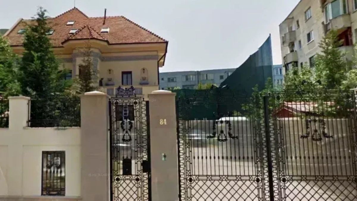 Casa lui Silviu Prigoană, scoasă la vânzare! Ce sumă uriașă au cerut pe vila cu piscină și cinema