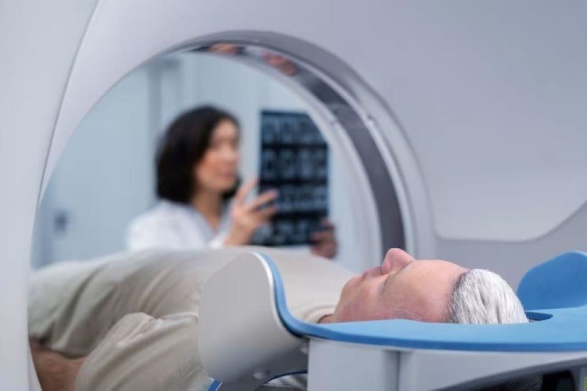 Ce organe se văd la CT abdominal? Ce trebuie să știi înainte de procedură