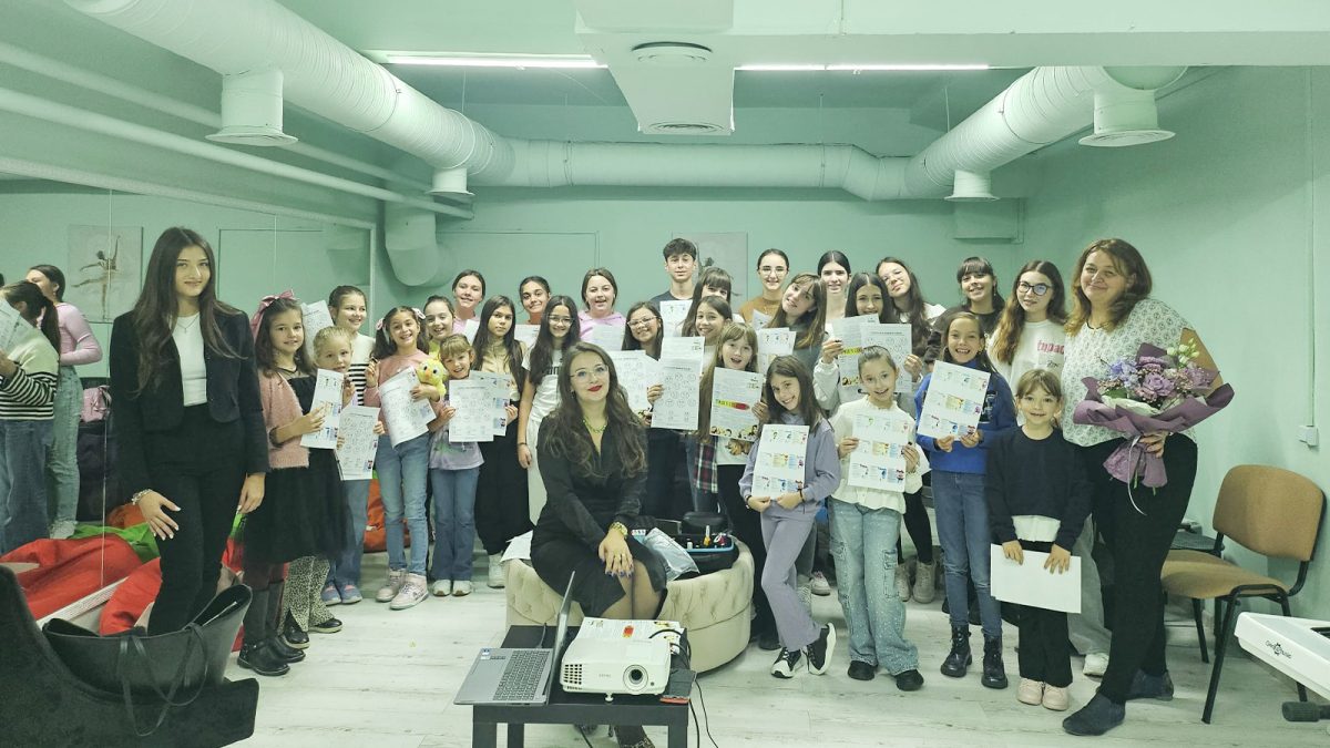 Octombrie, o lună plină de trofee pentru copiii talentați din Iași. Alexandra Amarandei: „Au concurat cu cele mai bune voci din toate colțurile lumii”