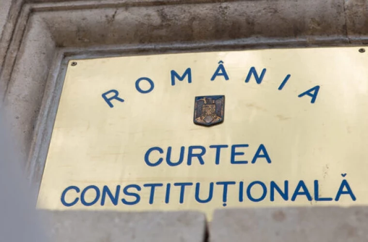 Curtea Constituțională a amânat decizia privind anularea primului tur al alegerilor prezidențiale