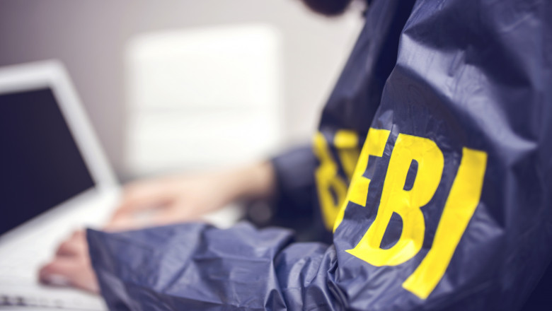 FBI crede că Rusia că vrea să influențeze alegerile din SUA. Există clipuri fake cu haitieni care votează ilegal
