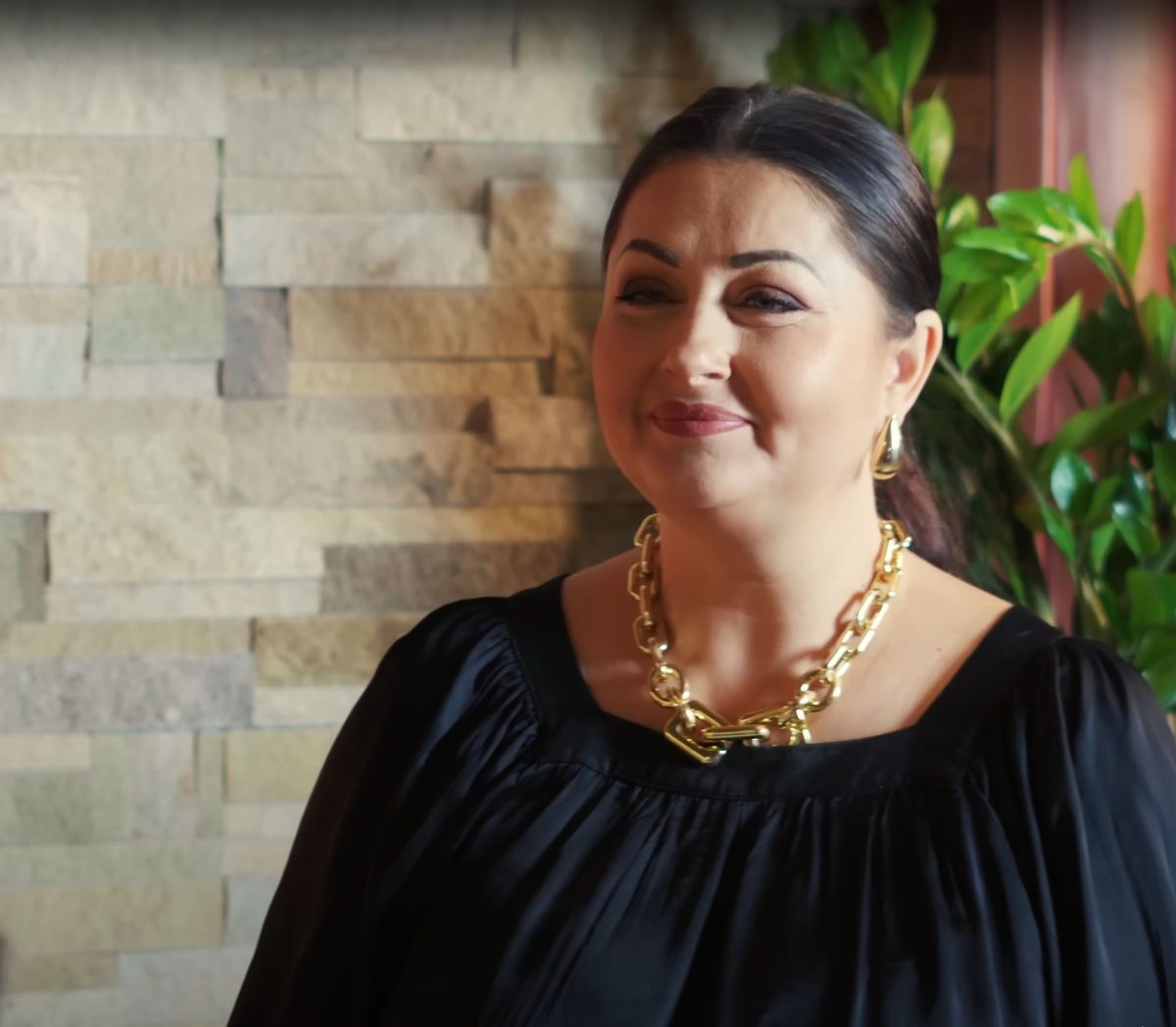 La ce preț vând Laura Cosoi și Gabriela Cristea cozonacii pentru masa de Crăciun. Suma este de necrezut