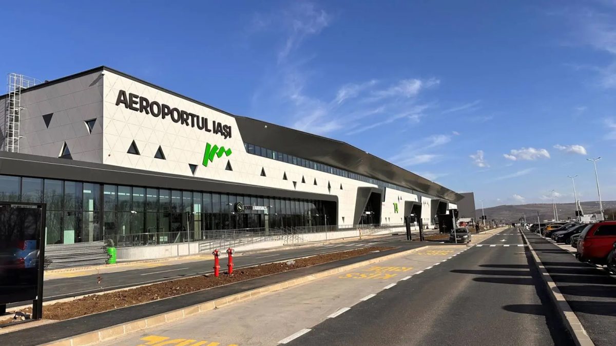 Aeroportul Internațional din Iași cheltuie peste 300.000 de lei pentru revizia echipamentelor de deszăpezire. O firmă a depus oferta financiară