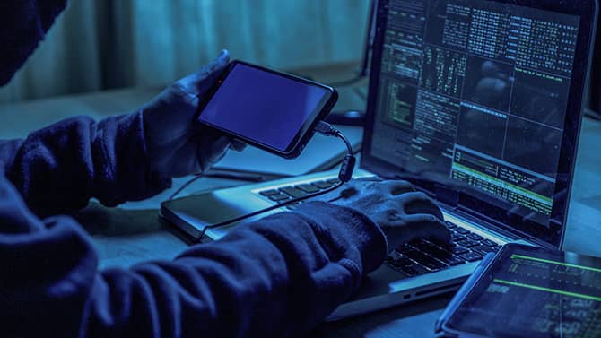 Atenție, români! DNSC avertizează asupra unei noi campanii de spoofing care vizează datele bancare