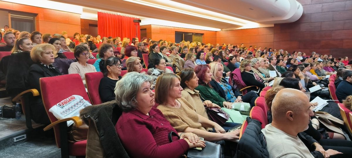 Inspectoratul Școlar Județean Iași a organizat Consfătuirea anuală a contabililor șefi și a secretarilor șefi din unitățile de învățământ preuniversitar de stat