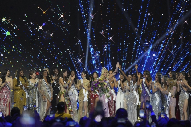 A fost încoronată a 73-a Miss Univers. Cine este frumoasa câștigătoare
