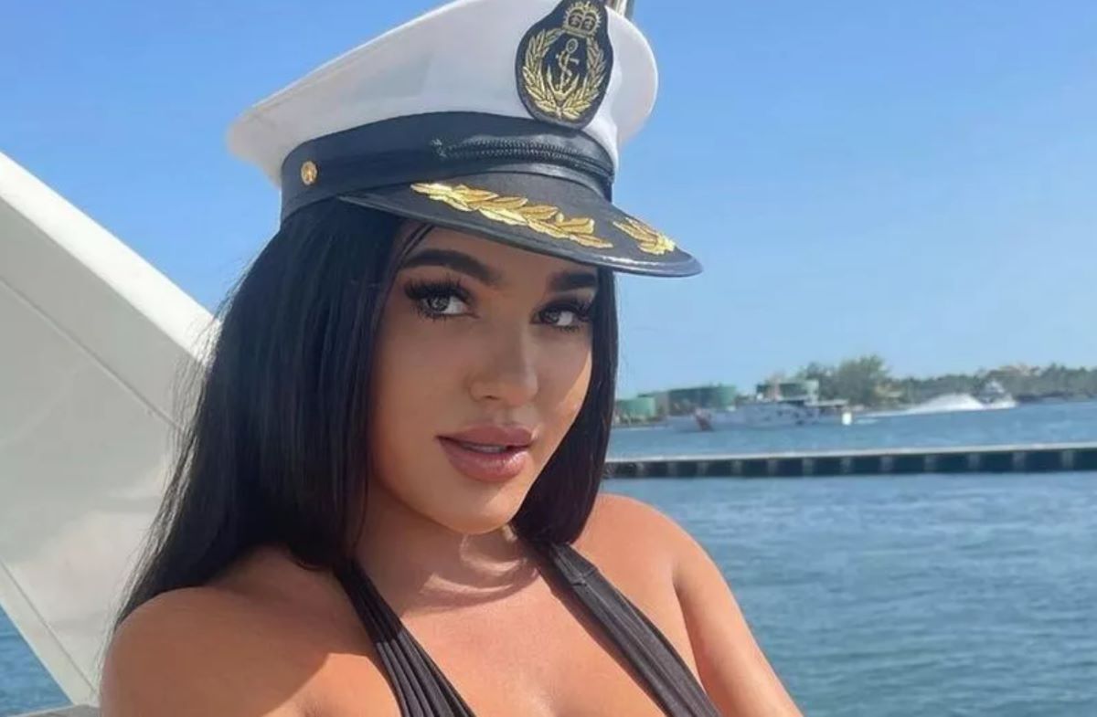 Un model OnlyFans a fost arestat pentru conținutul explicit! „Mi-au confiscat tot!”