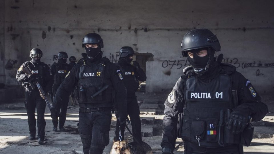 De ce stau polițiștii pe rețelele de socializare. Aceștia „vânează” orice informație