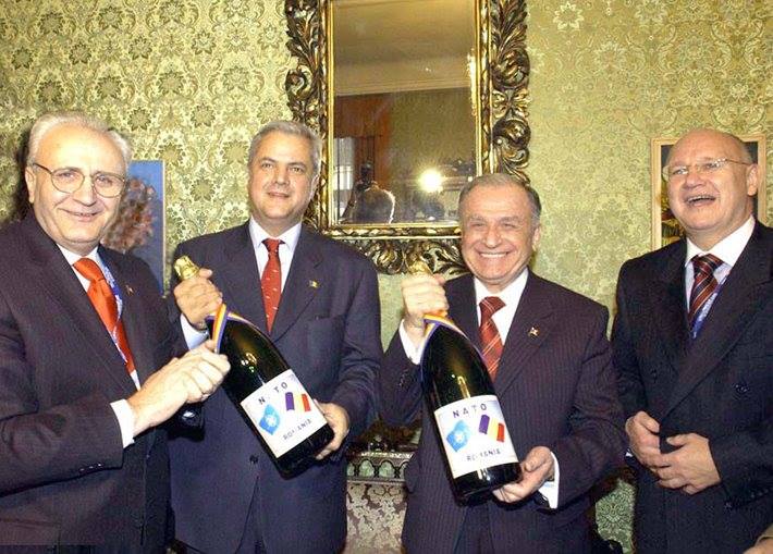 Vine nota de plată pentru privatizarea Petrom! Oamenii cer despăgubiri de 9 miliarde de euro de la statul român