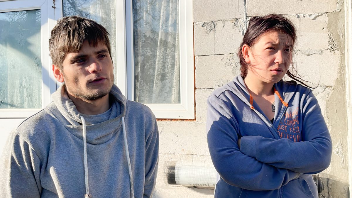 Doi beneficiari ai Asociației „Glasul Vieții” fac dezvăluiri dureroase! Iancu și Claudia Cobzariu nu și-au mai văzut copiii de 2 luni: „Au fost despărțiți, sunt la familii diferite”