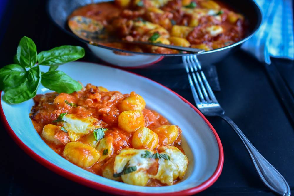 Rețetă de gnocchi făcuți în casă. Cu ce sos se potrivesc 