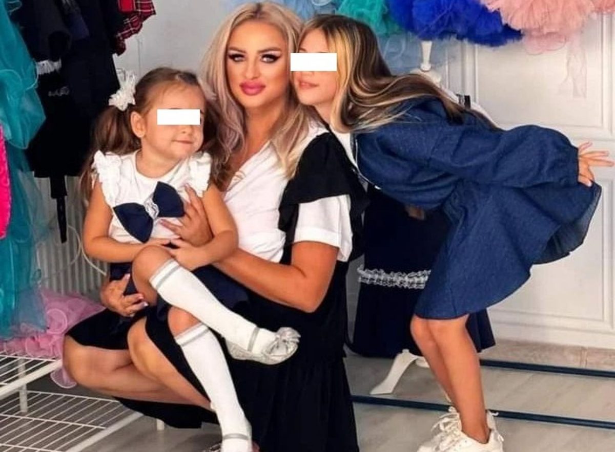 Sânziana Buruiana, criticată pentru că își expune excesiv fetele. „Așa sunt românii, sunt scârbită”
