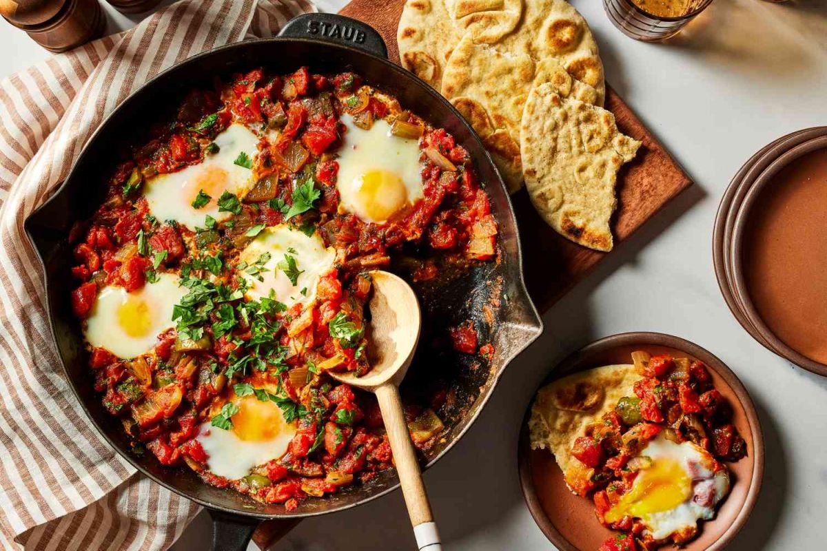 Shakshuka. Rețeta unui mic dejun savuros din bucătăria Orientului Mijlociu