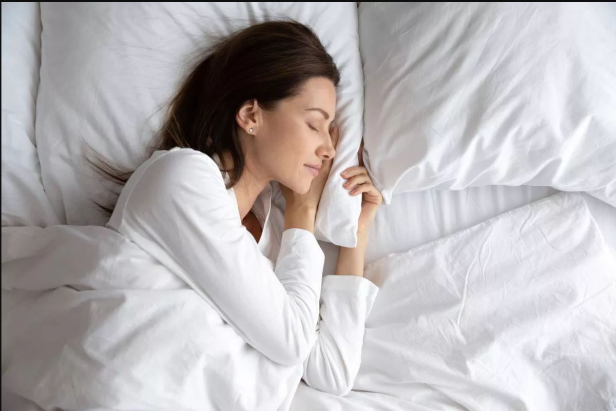 Este somnambulă și întreține relații sexuale! Trebuie să-și încuie ușa noaptea!